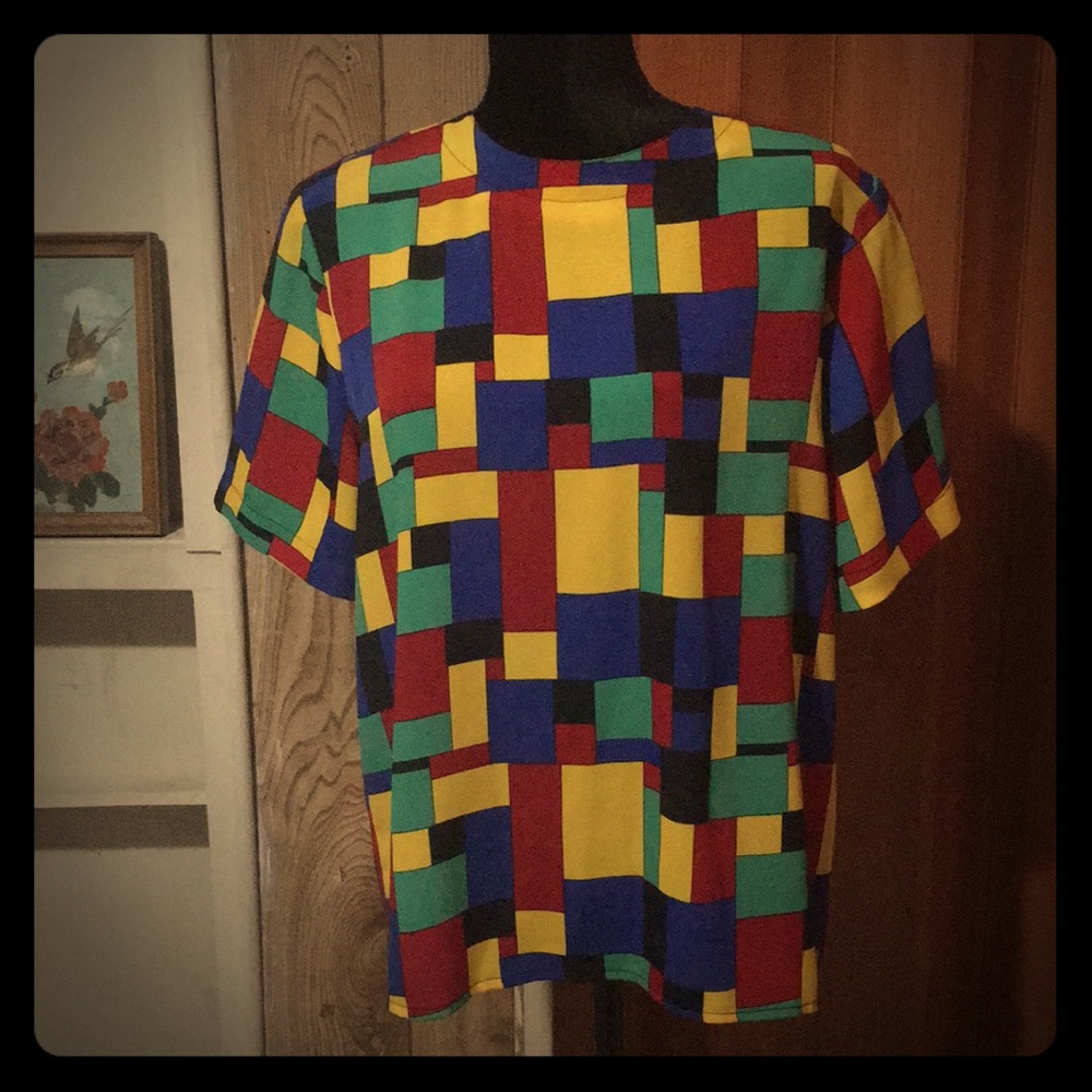 Vintage geometric top!